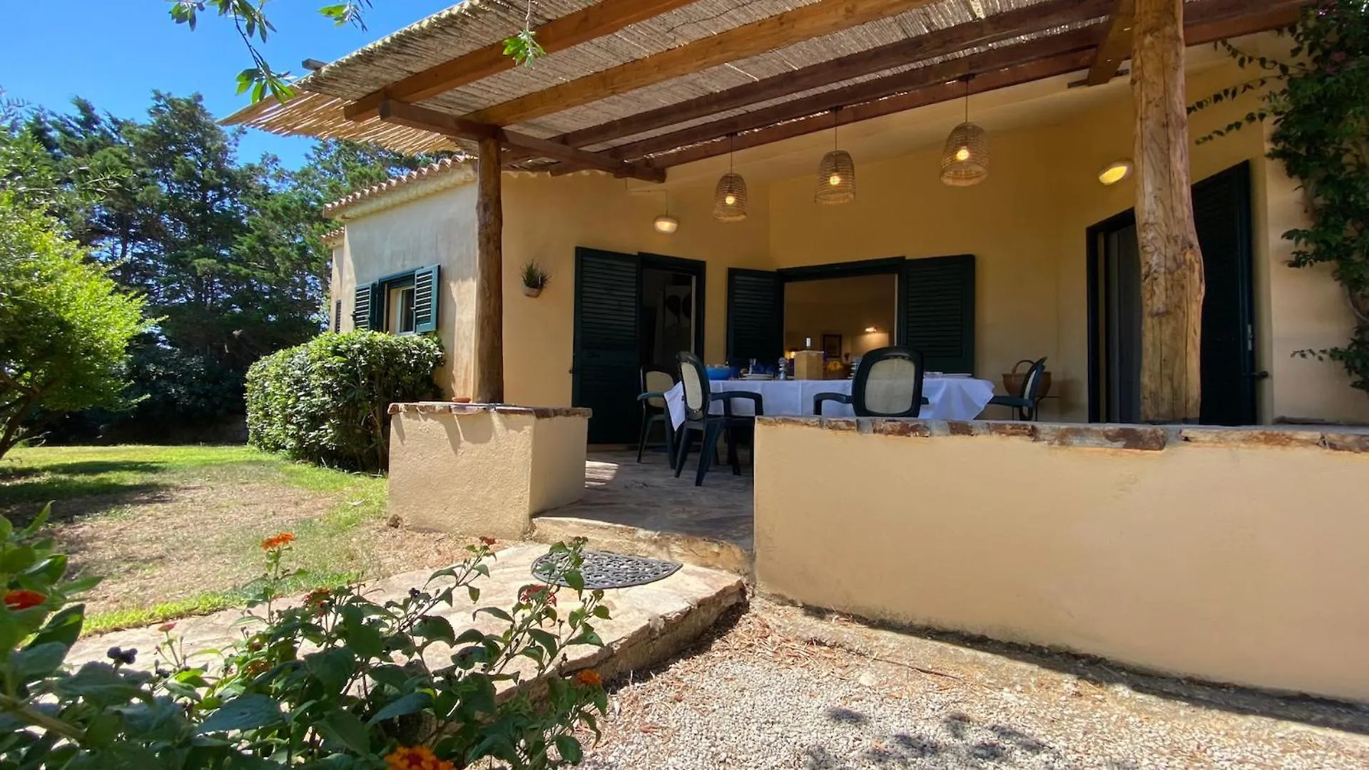 Villa La Bonaccia لا ماداّلينا