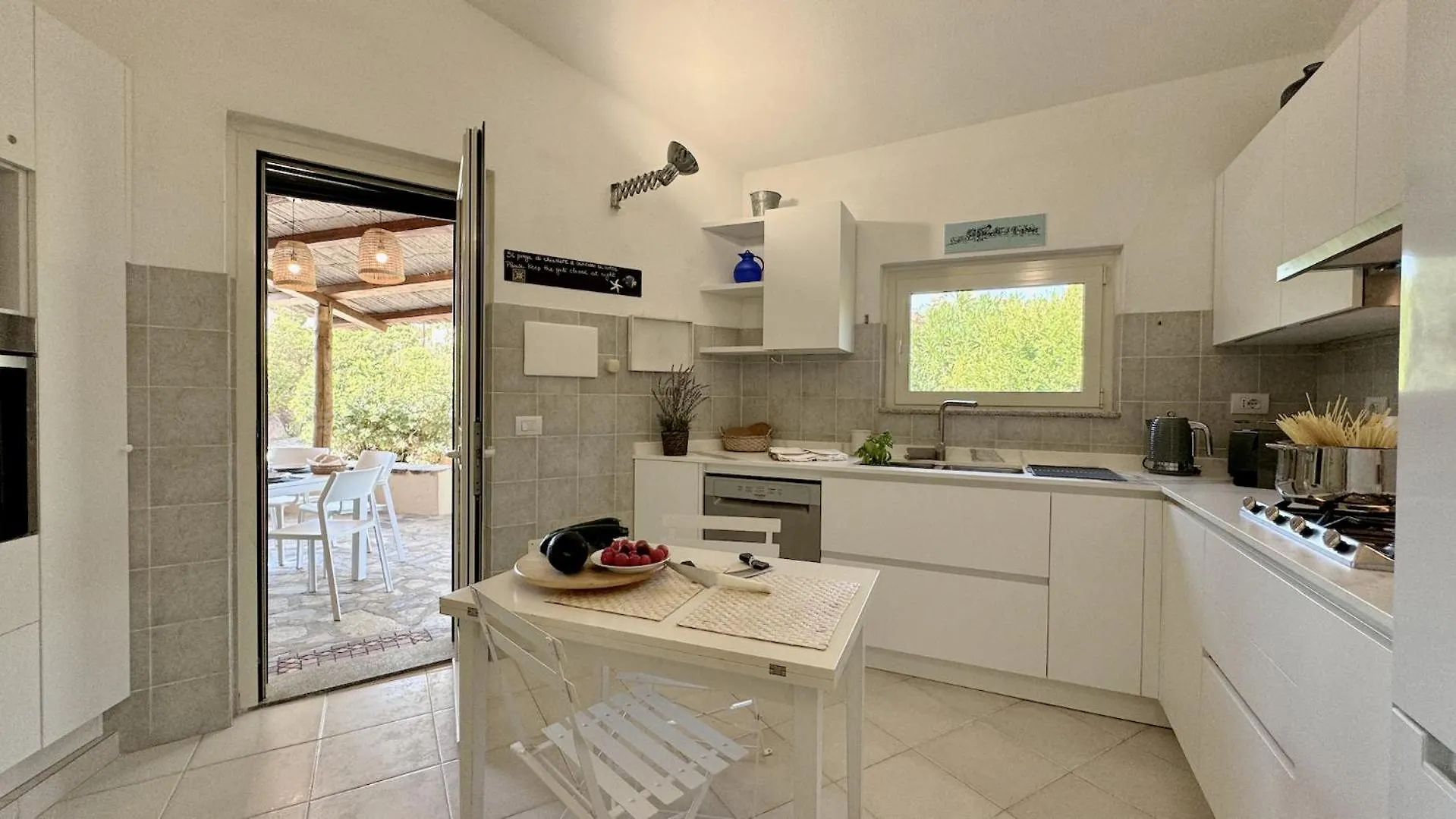Villa La Bonaccia لا ماداّلينا